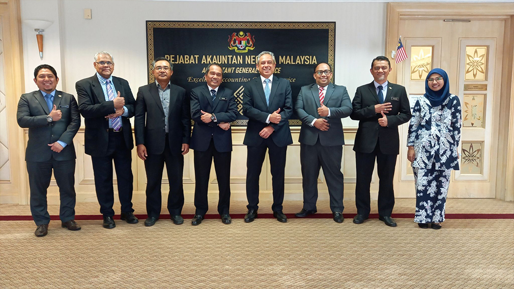 Lawatan hormat MIA bersama Akauntan Negara Malaysia
