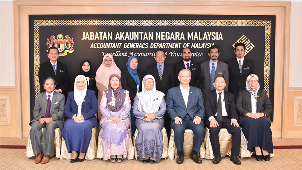Kunjungan Hormat Setiausaha Kewangan Negeri Sarawak